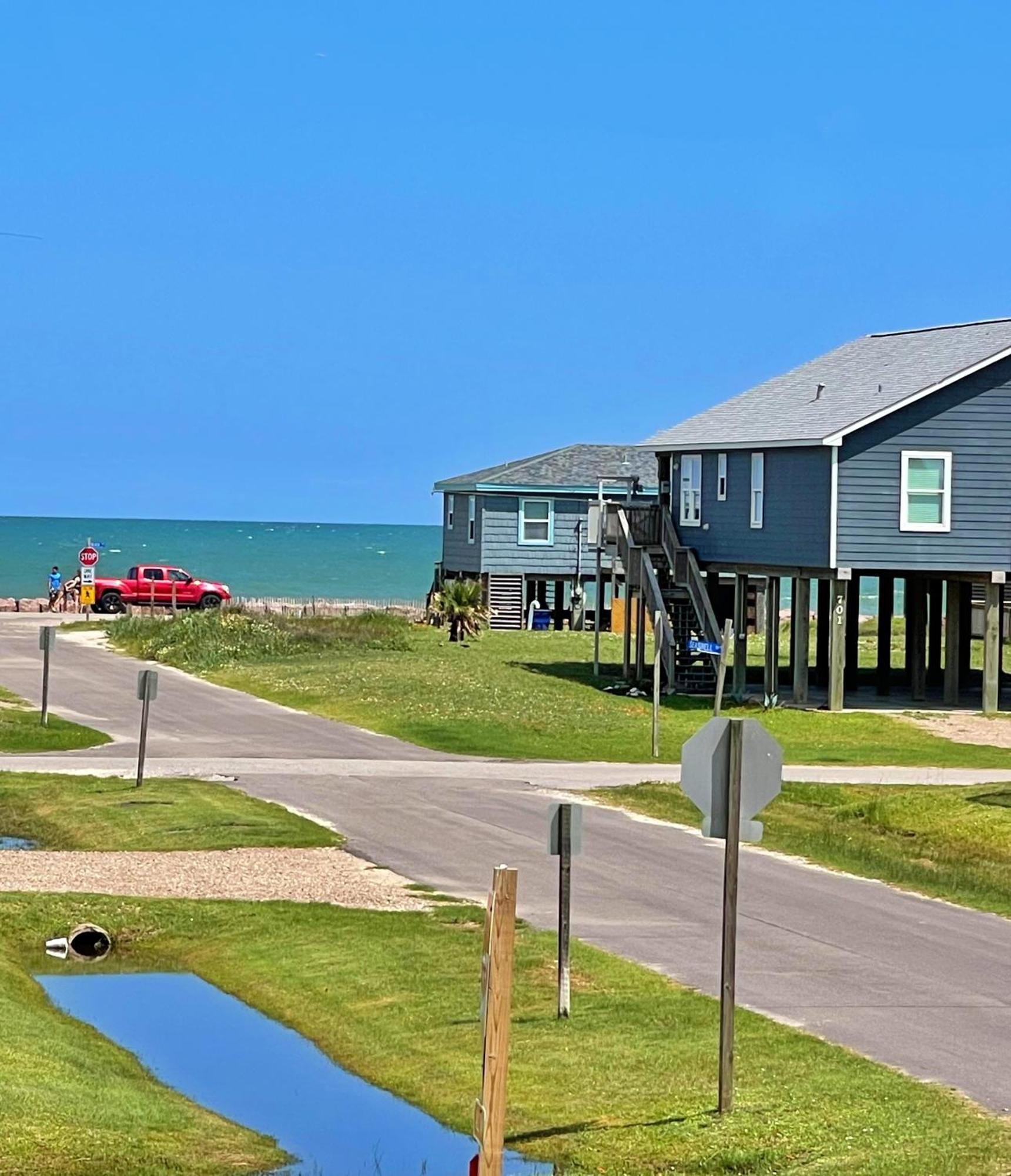 The Pink Flamingo Beach Gulf Views Freeport Exterior photo